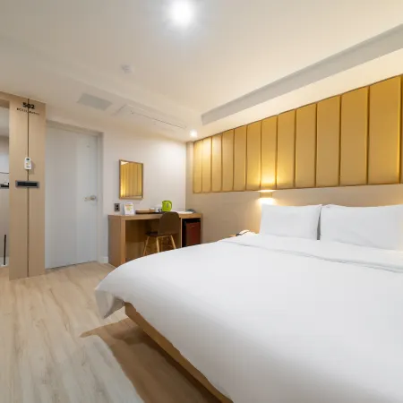 Hotel Andrest Отели рядом с Аэропорт Гимхе
