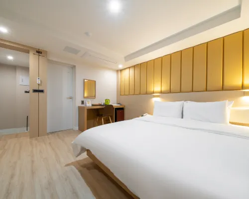 โรงแรมอันเดรสต์ โรงแรมใกล้Deokpo-dong