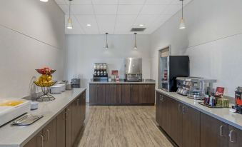 Best Western Plus Peppertree Nampa Civic Center Inn