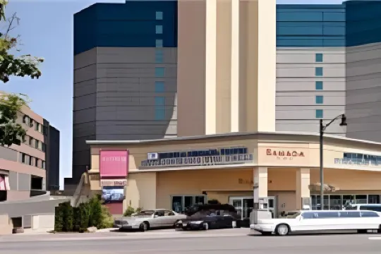 瀑布塔景觀飯店