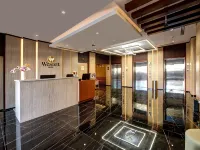 Wescott Hotel Отели рядом с достопримечательностью «Рынок Мина-базар»