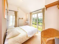 Holiday Home in Sint-Martens-Voeren with Garden Hotels near Altenbroek