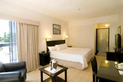 Ramada by Wyndham Buenos Aires Hotels in Vicente Lopez