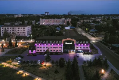 Gostinichno-Restorannyij Kompleks  "Shishkin`" Hôtels à proximité de : Shishkin Memorial House Museum