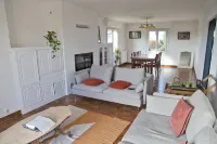 Magnificent Villa with Sea View - 2-Star
