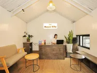 Maysa Villa Hotels in B'Lao