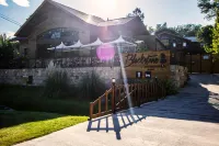 BlackStone Apart Boutique Hotel