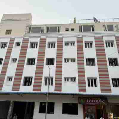 Chitra Temple View Hotel Exterior
