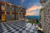 Wood Stock Kasauli - Rooms & Cottages - Panoramic View & Balcony Rooms Hotels in Solan