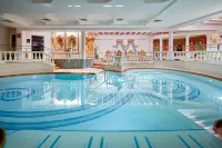 Hotel Neue Post - 4 Sterne Superior - Pools