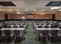 Graduate by Hilton Fayetteville, AR - Parking