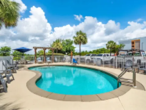 Comfort Inn & Suites Crestview South Hotels in Crestview