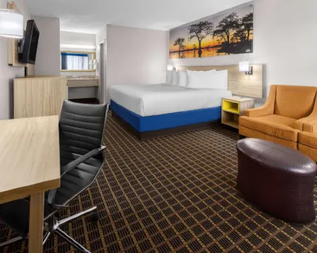 デイズ イン バイ ウィンダム ウェイクロス ウェークロスのホテル