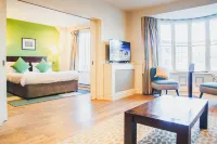 Cbh County Hotel Hotels in Stock