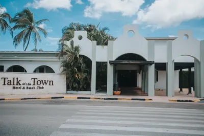 Talk of the Town Beach Hotel & Beach Club by GH Hoteles Hoteles cerca de Aruba Walking Tours