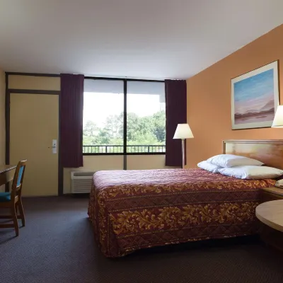 Motel 6 Raleigh, NC – Downtown South Các khách sạn gần Vườn Azalea WRAL