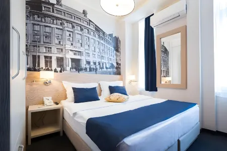 Five Points Square - City Center Отели рядом с достопримечательностью «Здание Старого дворца в Белграде»