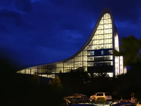 Grand Inn Baku Отели рядом с достопримечательностью «Мечеть Гейдара»