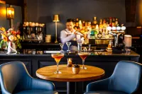 voco LYTHE HILL HOTEL & SPA by IHG - ที่มีบาร์