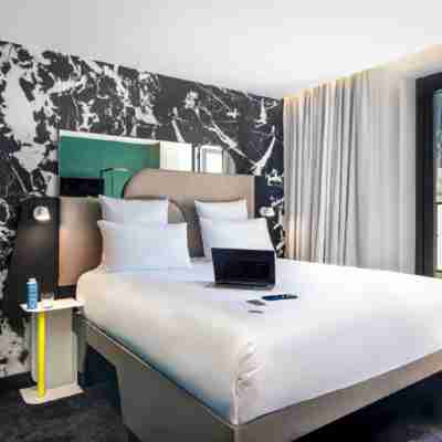 TRIBE Paris La Défense Esplanade Rooms