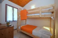 Feel at home in our lovely villa Отели в г. 