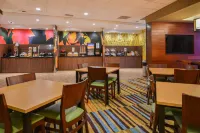 Fairfield Inn & Suites Eugene East/Springfield - Frühstück