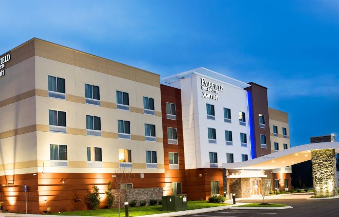Fairfield Inn & Suites Dickson