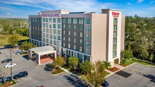 Drury Plaza Hotel Valdosta Отели в г. Волдоста