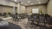Pomeroy Hotel & Conference Centre - parking