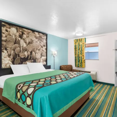 Super 8 by Wyndham Pleasanton