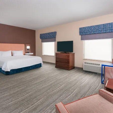 Hampton Inn Springfield South Enfield Отели в г. Энфилд