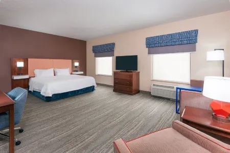 Hampton Inn Springfield South Enfield Отели в г. Энфилд
