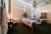 Hotel Florence, Tapestry Collection by Hilton - spa