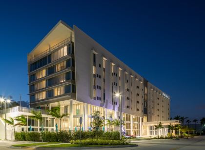 DoubleTree by Hilton Miami Doral