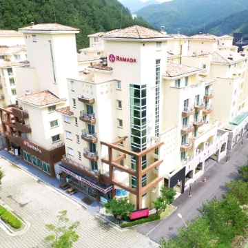 Ramada Taebaek Hotel