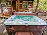 Walk to North Carolina's Stone Mountain State Park! Beautiful Waterfalls Hotels in Traphill