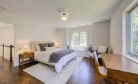 Lavish and spacious mountain view home