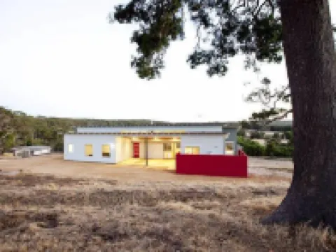 Views of Redwall Valley and close to beaches and wineries. ヤリンガップのホテル