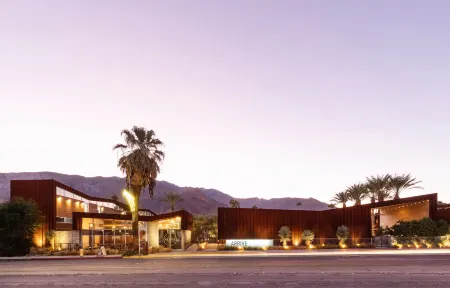 Arrive Palm Springs - Adults Only