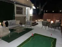 Cozy Cottage with Queen Bed & Nearby Pickleball Courts