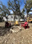 Unique Tilted Treehouse, Private Hot Tub, VIEW on acreage