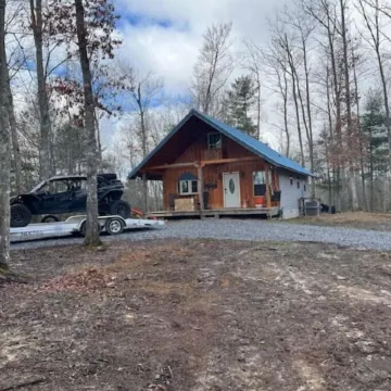 Welcome to Outlaw Acres at Hatfield McCoy. Mountain Home on 21 Acres