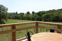 Modern Farm Loft with WiFi and AC in lovely Stamping Ground