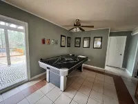 Hideaway Cove -  Lots of Space, Air Hockey Table, Screened Porch, Fishing Dock