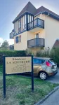 Appartement Cosy à 100m de la Plage 寶劍海灘附近的飯店