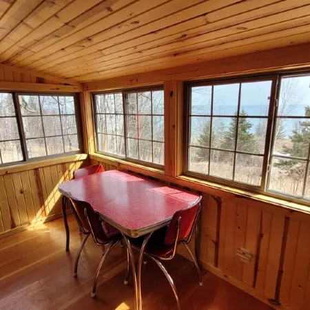 Superior Reflections Cabin 3