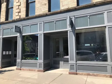 Downtown Medina Contemporary Loft