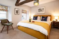 Luxury Boutique Cottage Hotels near Farfield Mill
