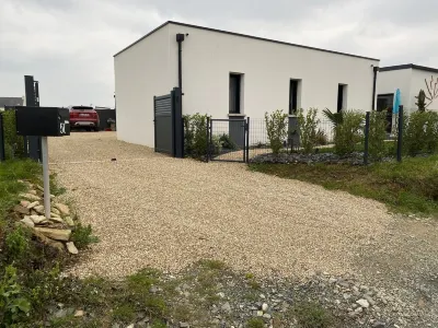 Private garden apartment in new house Hotels near Office de Tourisme de Locquirec