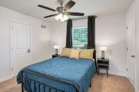 Powell House! 3 mi from Purina - Boutique